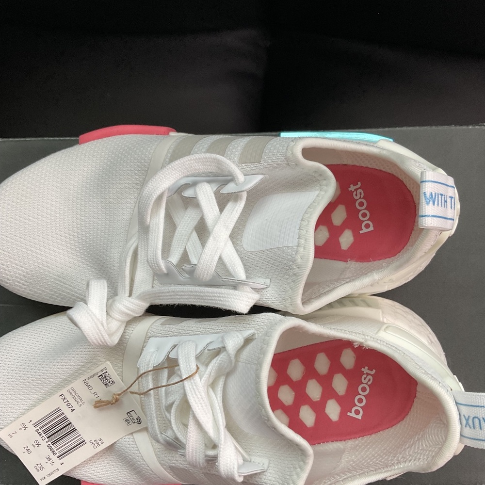 Adidas NMD_R1 W "Core White Glitch" Sneakers Women's Size 7 FX7074 - Picture 7 of 10